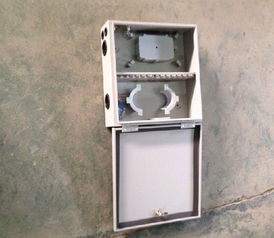 通信網(wǎng)絡(luò)的關(guān)鍵節(jié)點(diǎn) SMC光纖分纖箱、抱桿箱與壁掛箱詳解